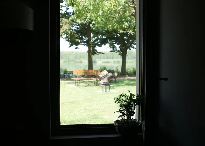 Feriegård La Finestra Sul Po - Monticelli dʼOngina