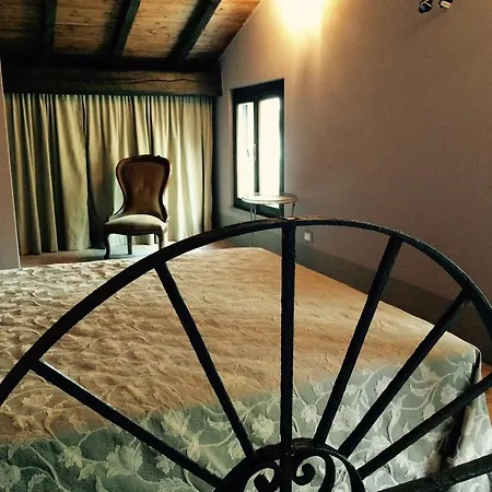 בית חווה La Finestra Sul Po - *