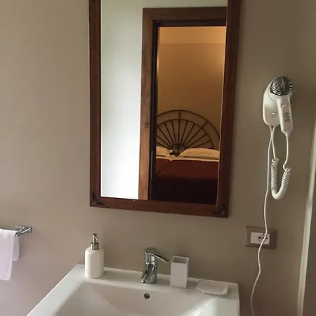 La Finestra Sul Po - Monticelli dʼOngina