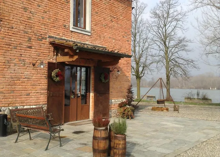 La Finestra Sul Po - * Monticelli dʼOngina